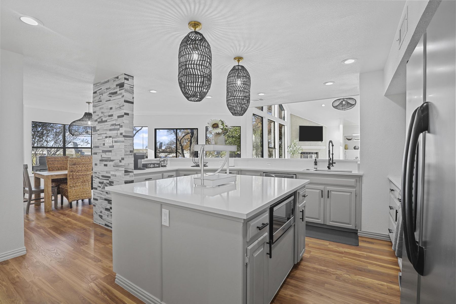 Kitchen with island